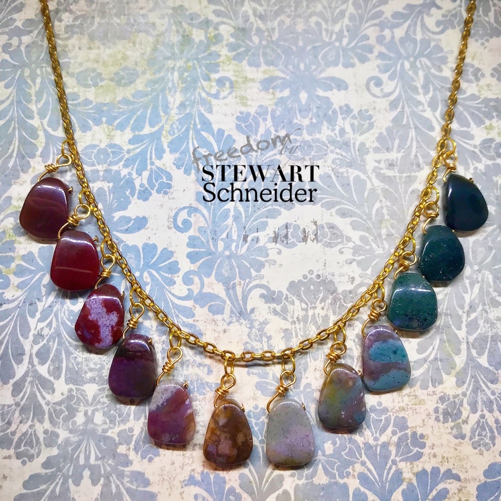 Hombre stone necklace